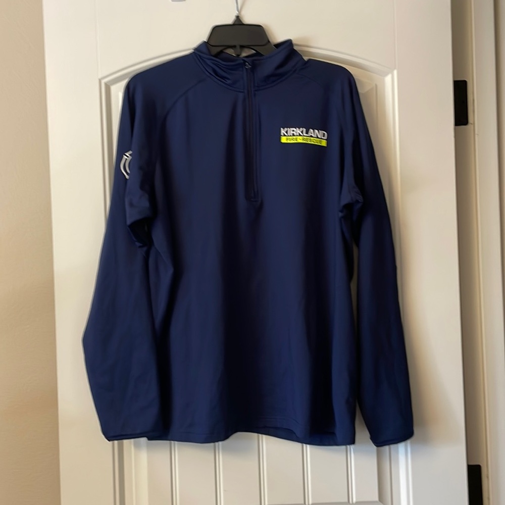 Kirkland fire and rescue 3/4 zip. Large.